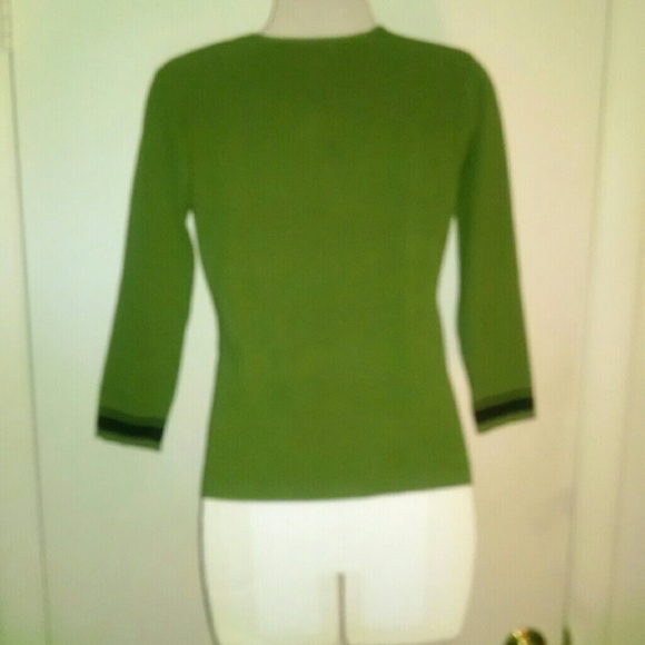 Elegant  sweater - Picture 3 of 5